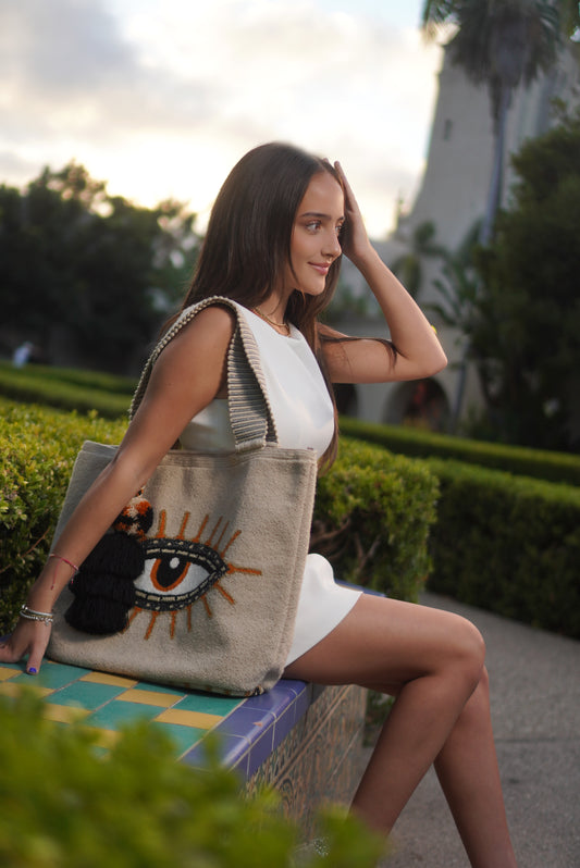 TOTE AURA