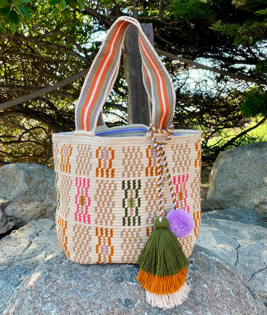 MEDIUM WAYUU TOTE