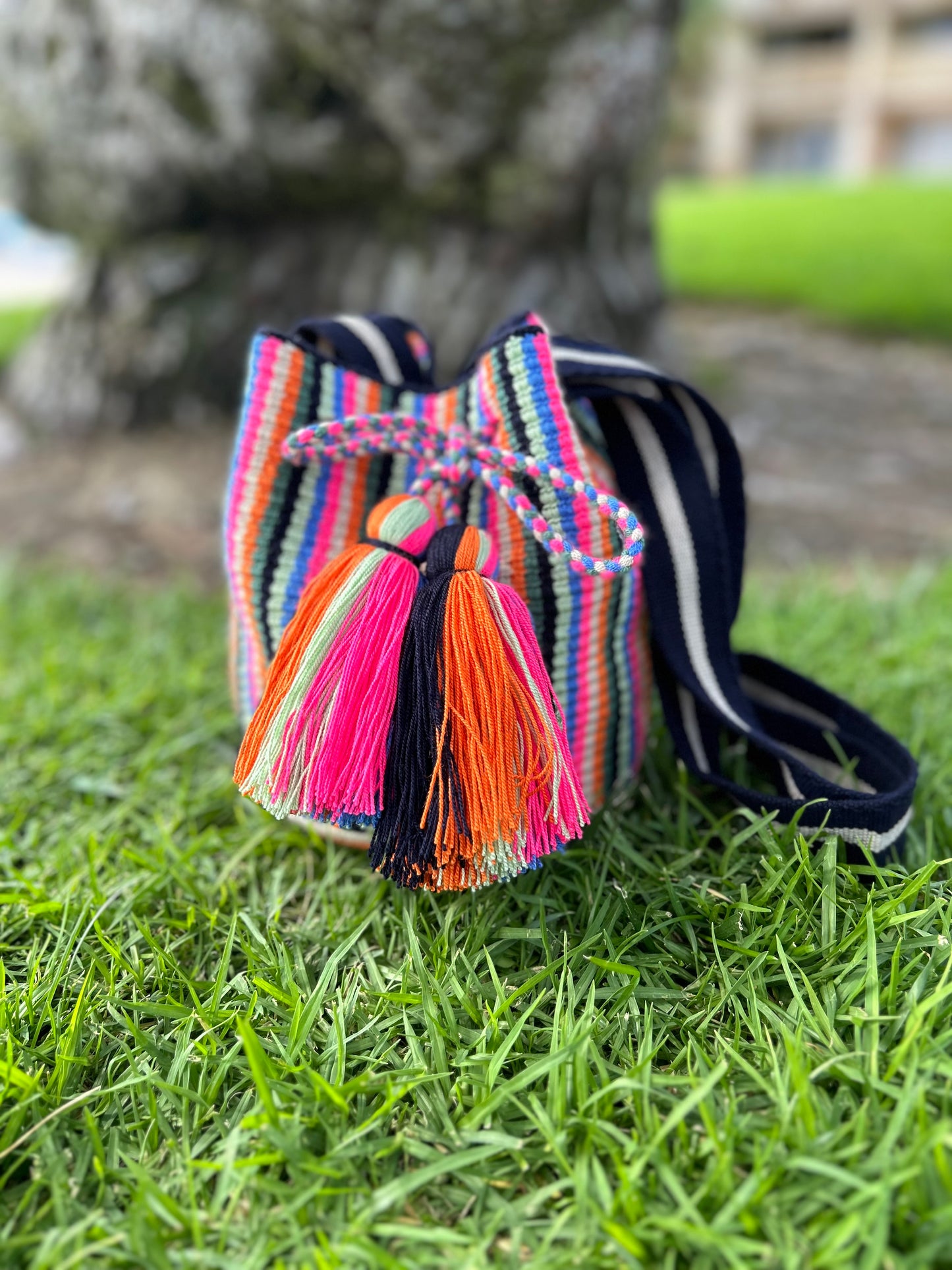 MEDIUM WAYUU BAG